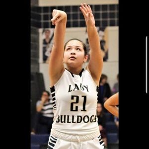 Meet your Posher, Devrie